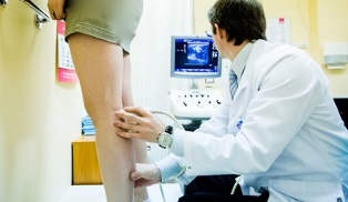 methods of treatment of varicose veins of the small pelvis